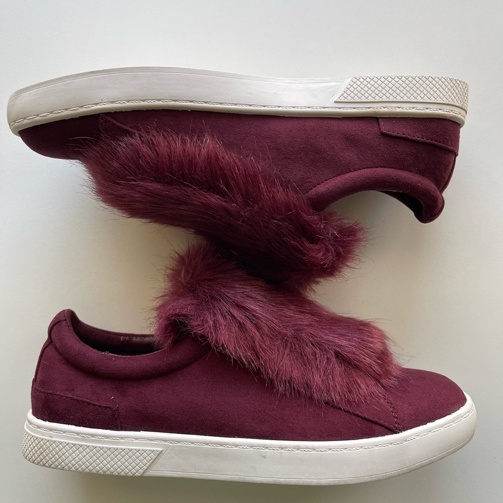 Women's Burgundy Plush Sneakers